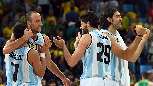 (From Argentina's point guard Facundo Campazzo, Argentina's shooting guard Manu Ginobili, Argentina's shooting guard Patricio Garino and Argentina's power forward Luis Scola celebrate after defeating Brazil during a Men's round Group B basketball match between Argentina and Brazil at the Carioca Arena 1 in Rio de Janeiro on August 13, 2016 during the Rio 2016 Olympic Games. / AFP / Mark RALSTON