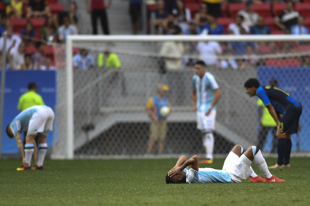 FBL-OLY-2016-RIO-ARG-HON