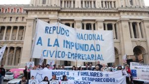 complices-civiles-de-la-dictadura