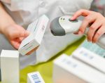 Las farmacias deberán exhibir un código QR con los precios de medicamentos