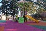 Renovaron el sector de juegos de plaza España en vecinal Rocamora