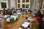 Gobierno y gremios estatales acordaron un aumento para julio y una nueva reunión en agosto