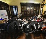 Se presentó en el Salón de los Pasos Perdidos el libro «Guía de Aves para Pichones»