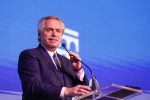 Fernández partió rumbo a la India para participar del G20