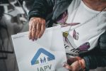 Frigerio inauguró un barrio y entregó escrituras de viviendas en San Salvador