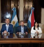 Rogelio Frigerio dispuso la nulidad de casi 800 contratos ilegales en la Legislatura
