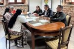 Rubricaron las escrituras para familias de Pueblo Brugo y El Pingo